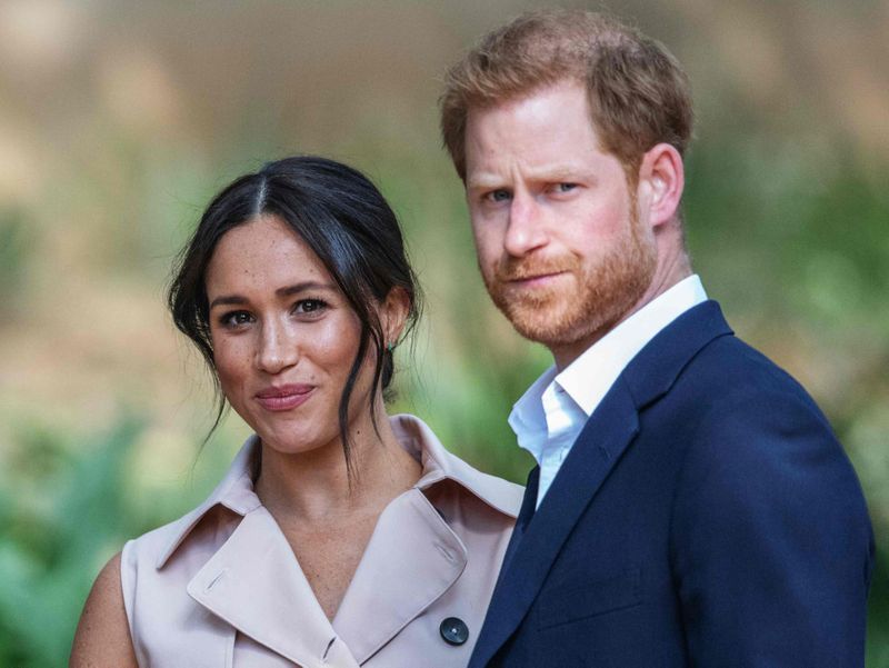 TAB 191006 HARRY MEGHAN 1570349571075 16da020dc04 original ratio